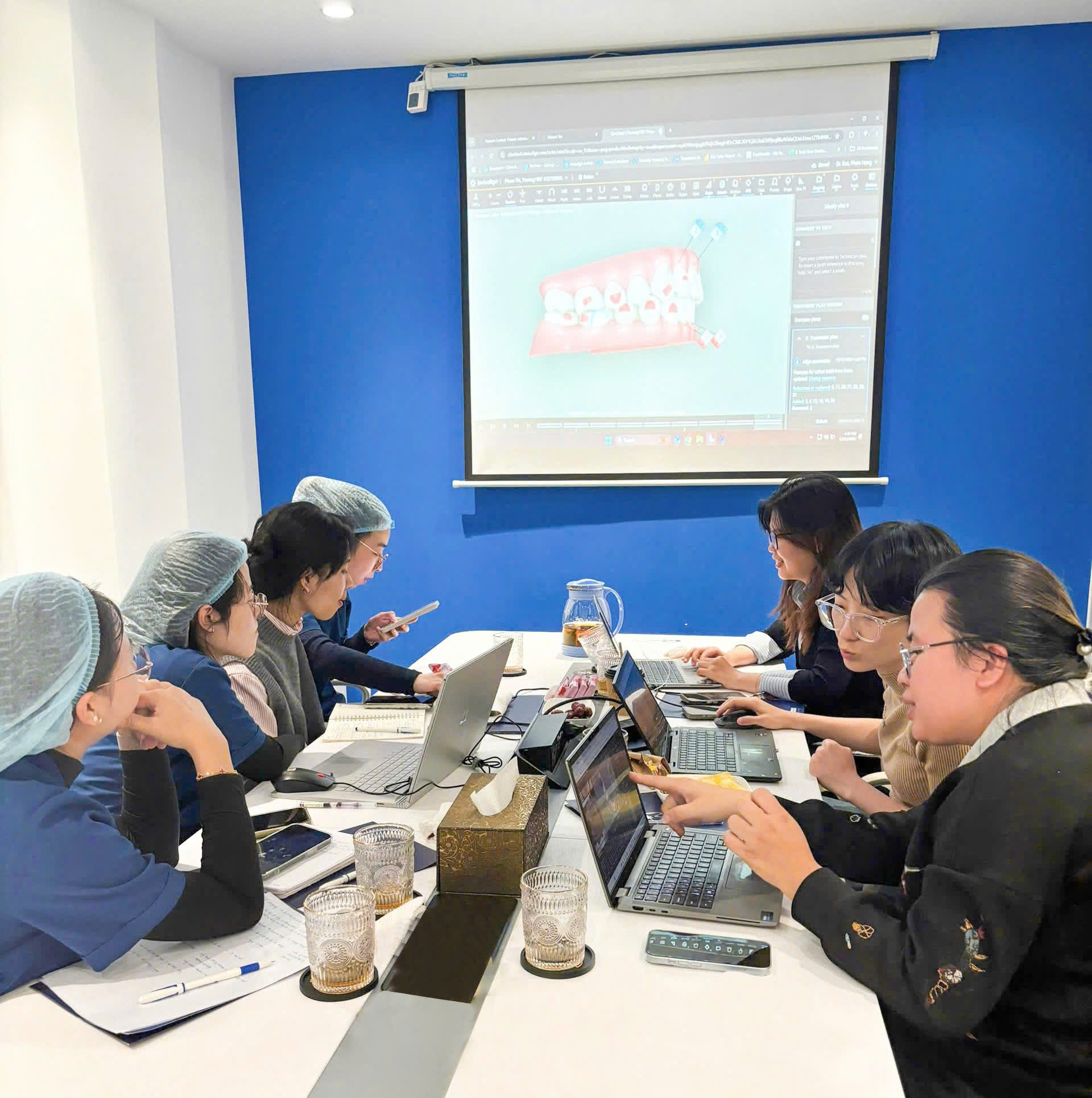 Thuy Duc Dental Continuously Enhances Expertise, Offering the Best Invisalign Experience for Customers. 2 Thuy Duc Dental Continuously Enhances Expertise, Offering the Best Invisalign Experience for Customers. 2